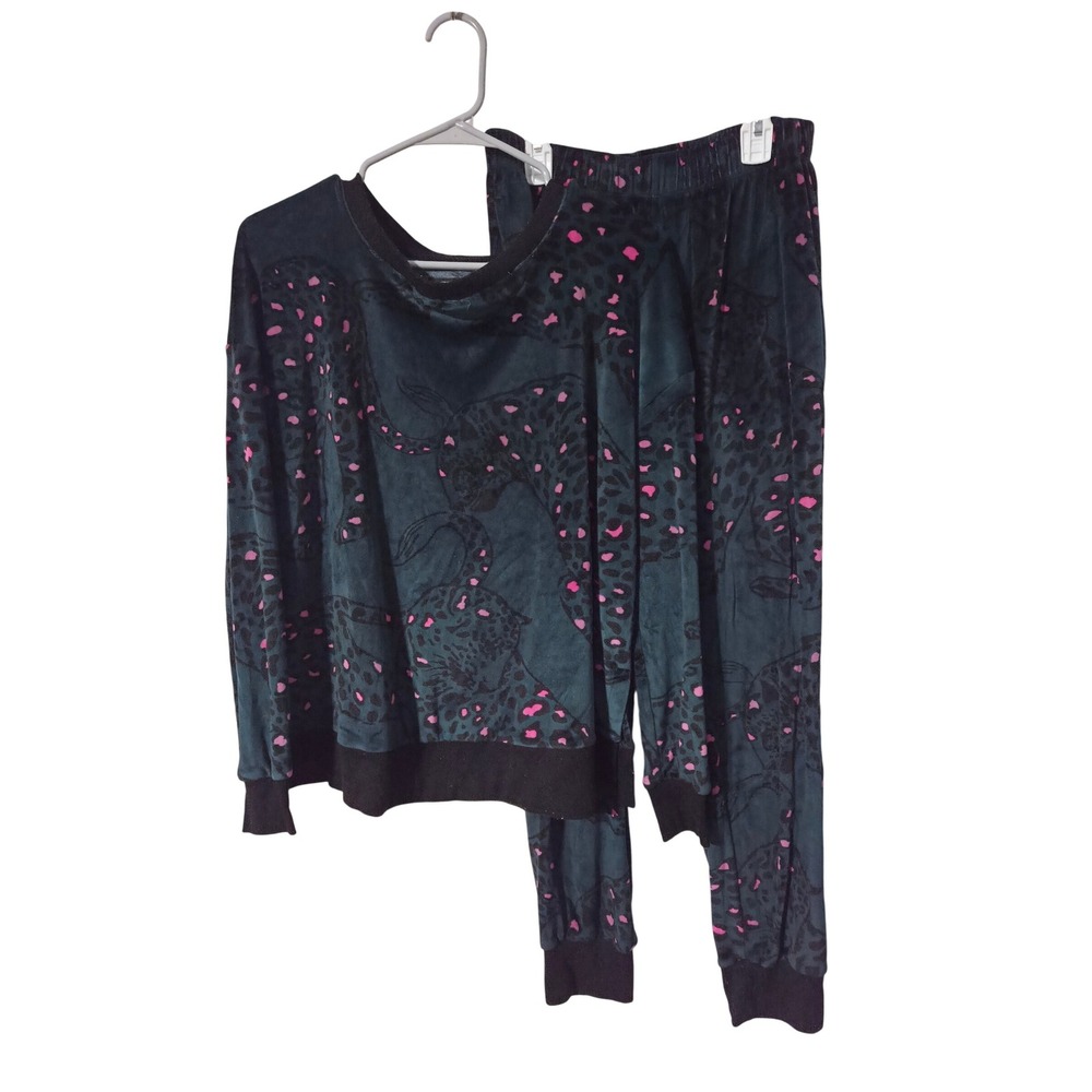 Simply Vera Vera Wang Black and Pink Pajama Set